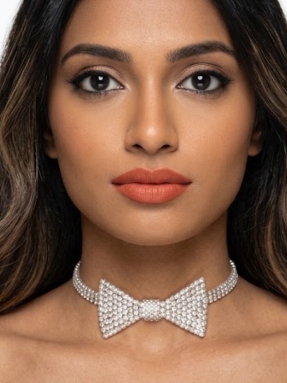 NWT Crystal Bow Choker Necklace Silver Rhinestone Statement